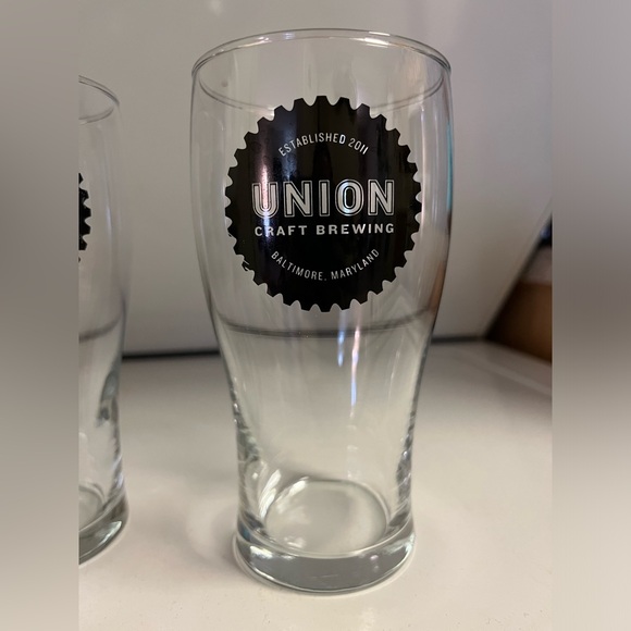 Set of 2 - Union Craft Brewing of Baltimore, Maryland Glasses - Picture 2 of 3